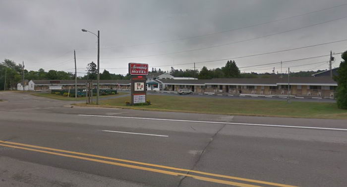 Ralphs Motel (Normandy Motel, Motel Normandy, Ralphs Northland Court) - 2018 Street View (newer photo)